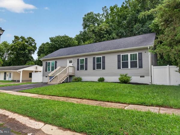 210 S GOVERNORS BOULEVARD, DOVER, DE 19901