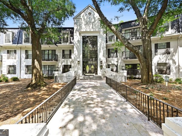 2201 Pine Heights Drive NE, Atlanta, GA 30324