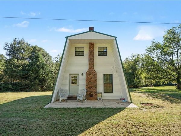 6 Sandy Springs Drive, Athens, GA 30601