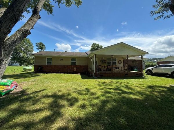 158 Redbird St , Greenup, KY 41144