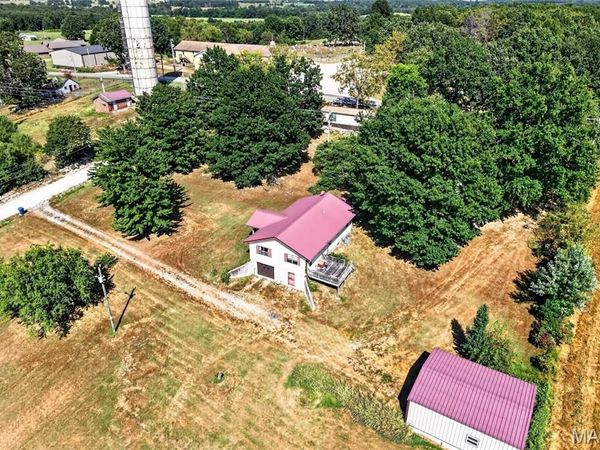 25936 Evanston Road , Lebanon, MO 65536
