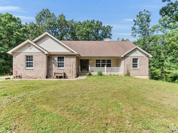 138 Royal Drive , Foley, MO 63347