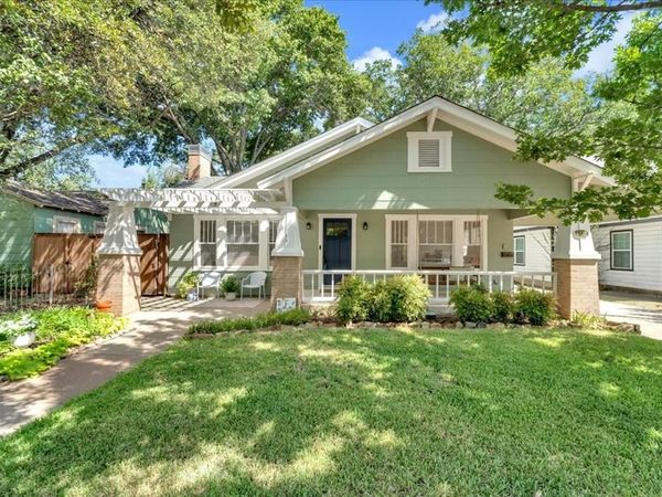 4532 Pershing Avenue, Fort Worth, TX 76107