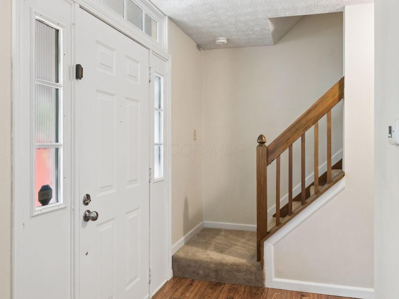 4352 Plymouth Rock Court, Columbus, OH 43230 Photo 7