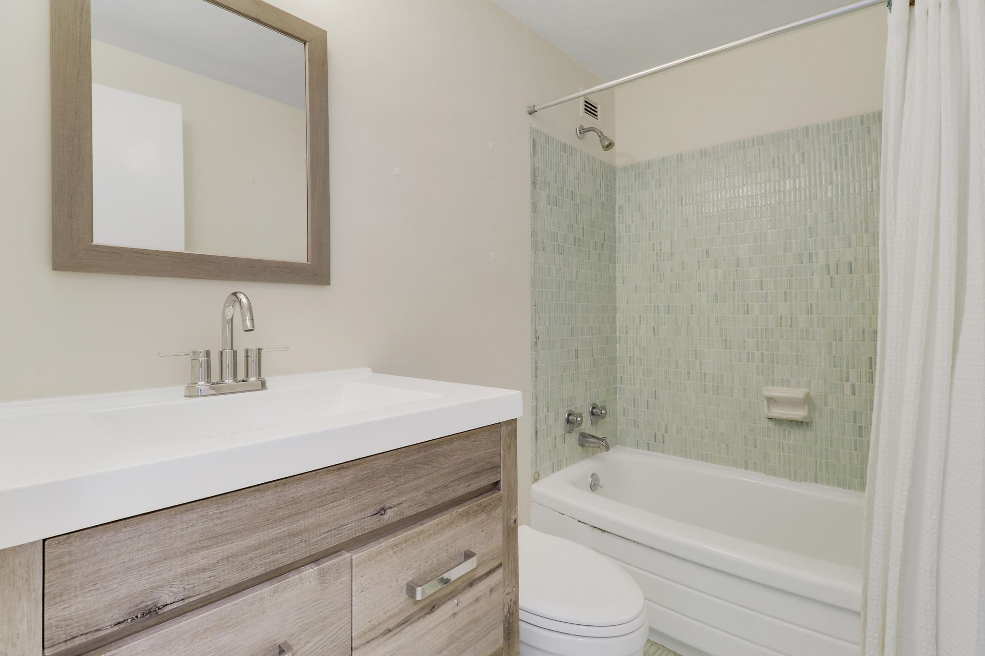 2800 N Flagler Drive, Unit 815, West Palm Beach, FL 33407 Photo