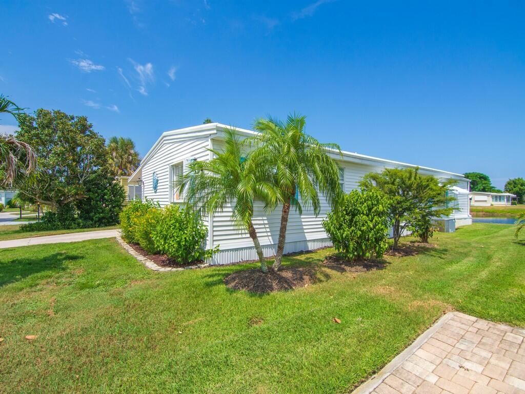 44 Village Lane, Jensen Beach, FL 34957 Photo