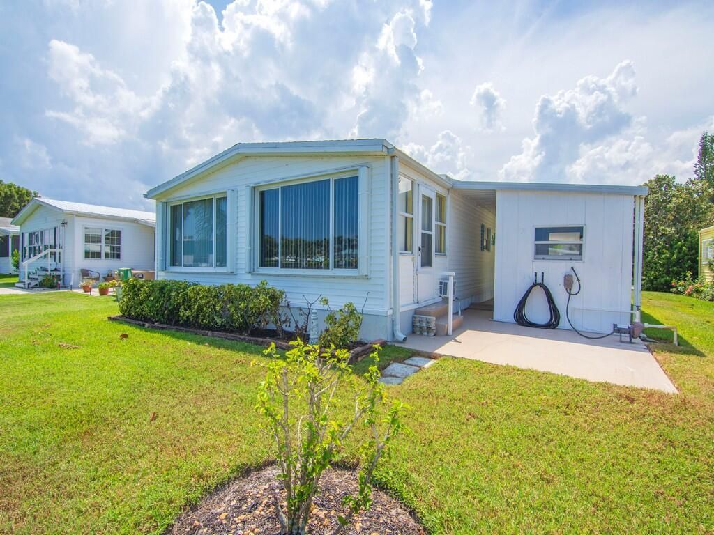 44 Village Lane, Jensen Beach, FL 34957 Photo