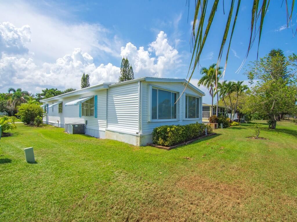 44 Village Lane, Jensen Beach, FL 34957 Photo