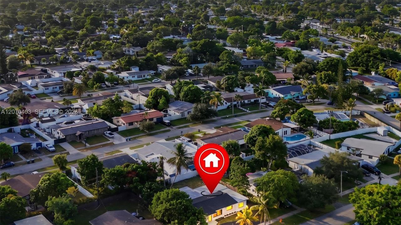 9281 Martinique Dr , Cutler Bay, FL 33189 Photo