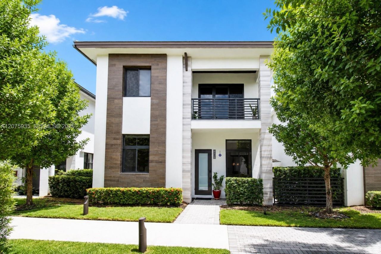 4318 NW 81st Ave, Doral, FL 33166 Photo