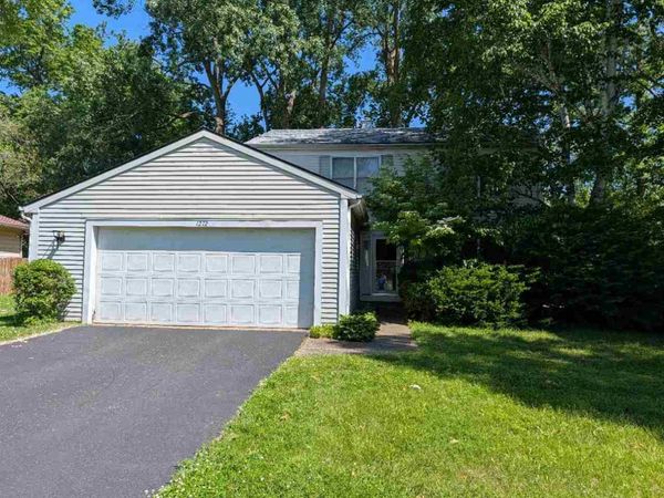 1272 Winding Way, Temperance, MI 48182