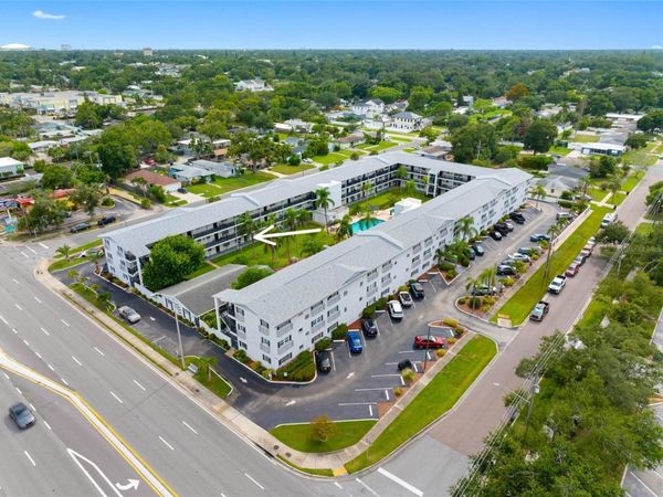 4050 4TH STREET N, Unit 104, ST PETERSBURG, FL 33703