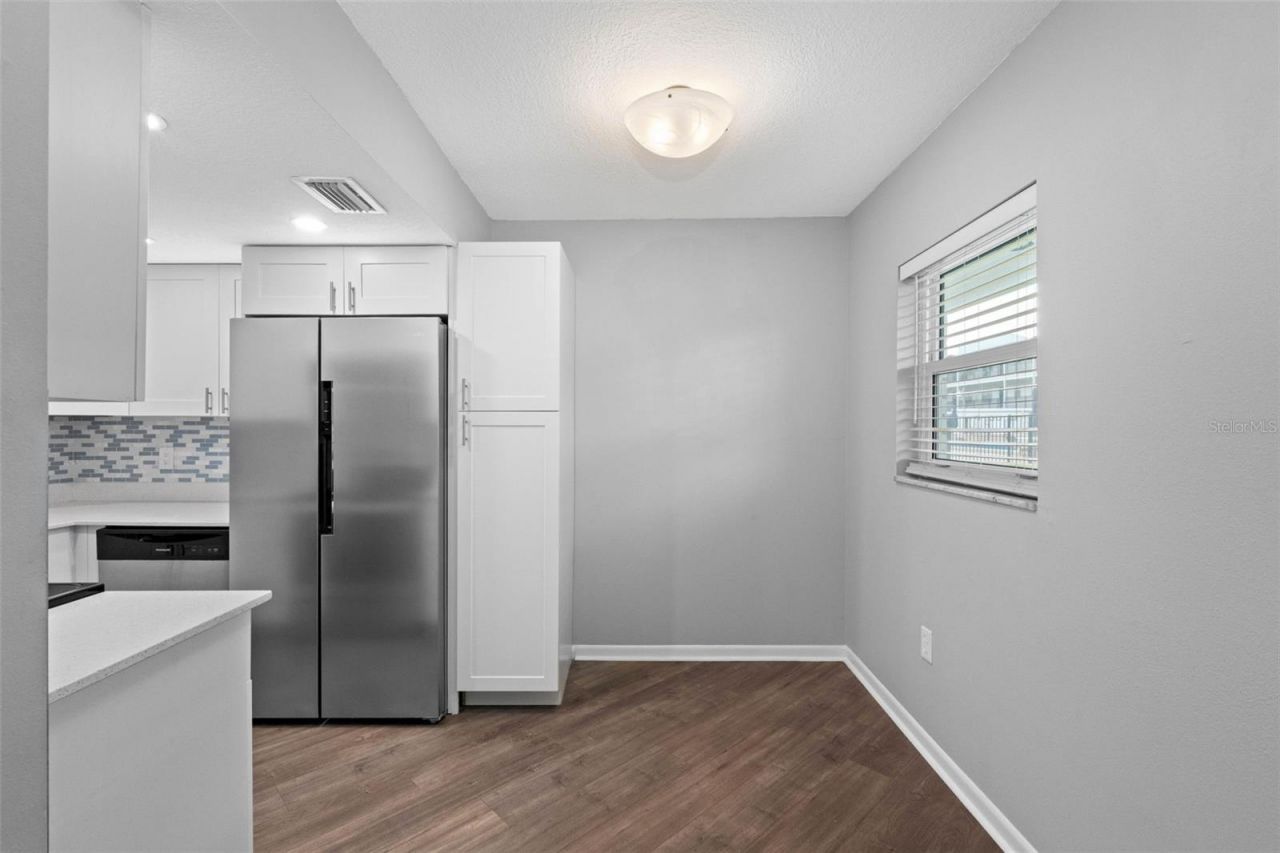 4050 4th Street N, Unit 104, Saint Petersburg, FL 33703 Photo