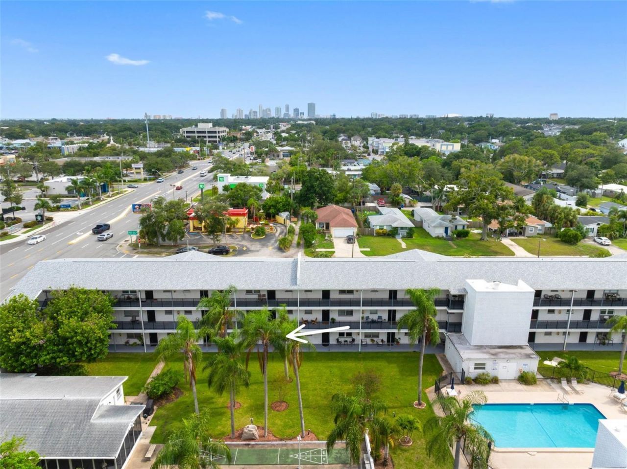 4050 4th Street N, Unit 104, Saint Petersburg, FL 33703 Photo