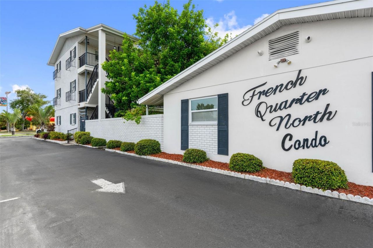 4050 4th Street N, Unit 104, Saint Petersburg, FL 33703 Photo