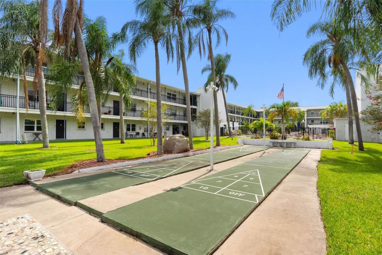 4050 4th Street N, Unit 104, Saint Petersburg, FL 33703 Photo