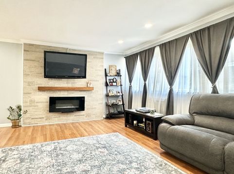 Main Photo
