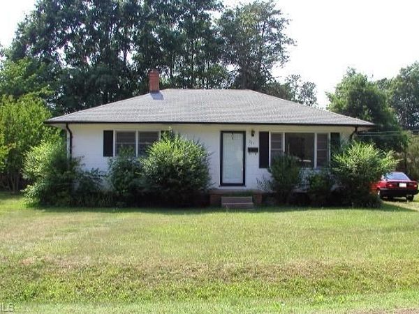 204 West Street , Mebane, NC 27302