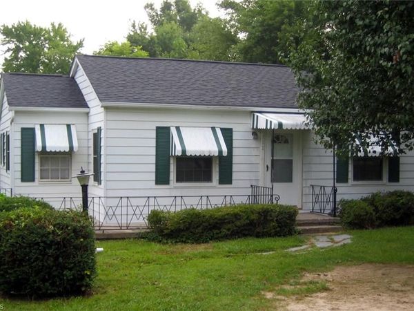 312 Chapel Hill Road , Burlington, NC 27215