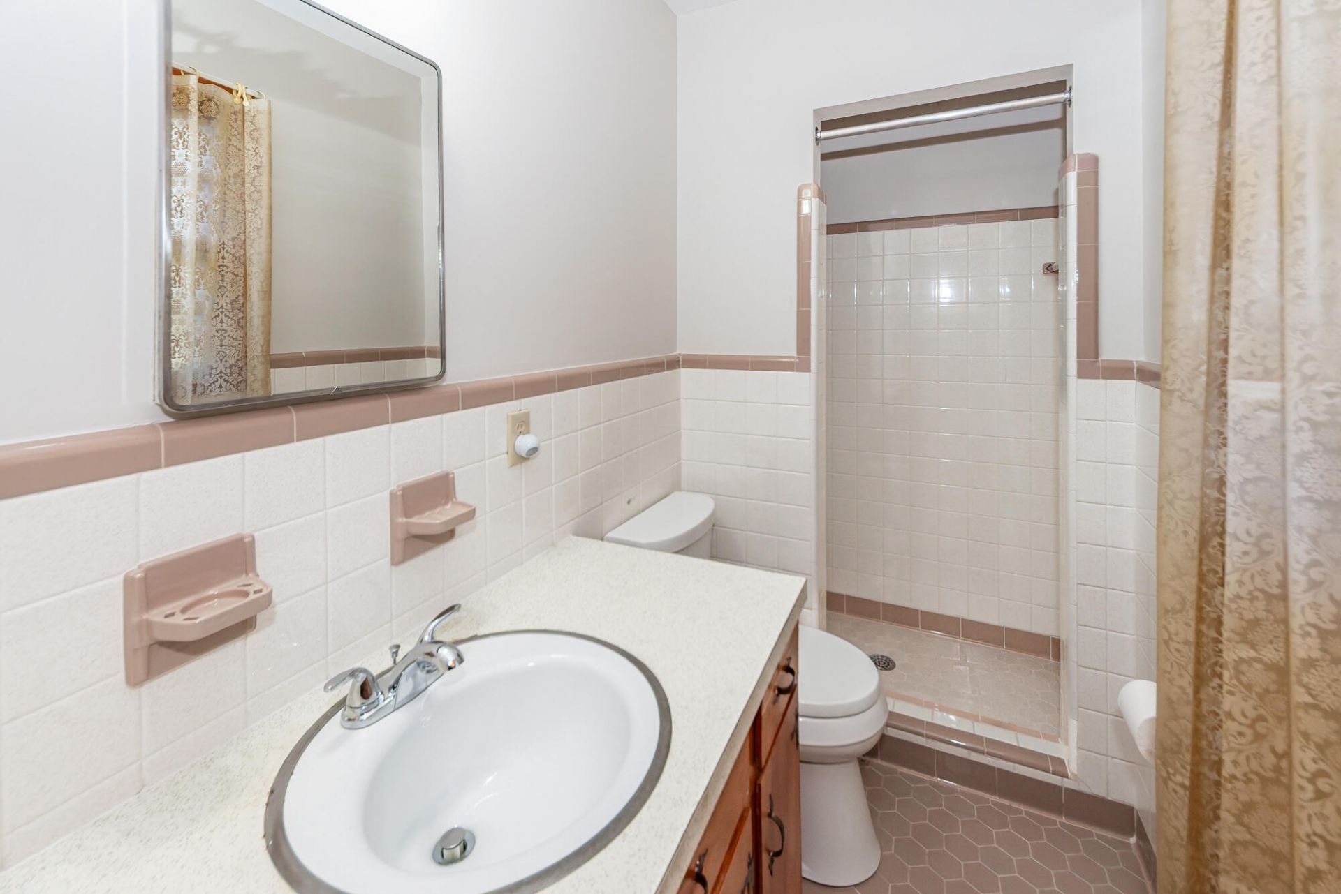 1774 N Mayflower Drive Photo 8