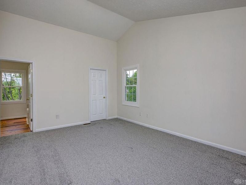 7497 Rolling Meadows Drive, West Chester Township, OH 45069 Photo 18