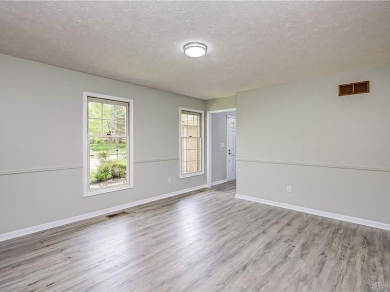 7497 Rolling Meadows Drive, West Chester Township, OH 45069 Photo 4