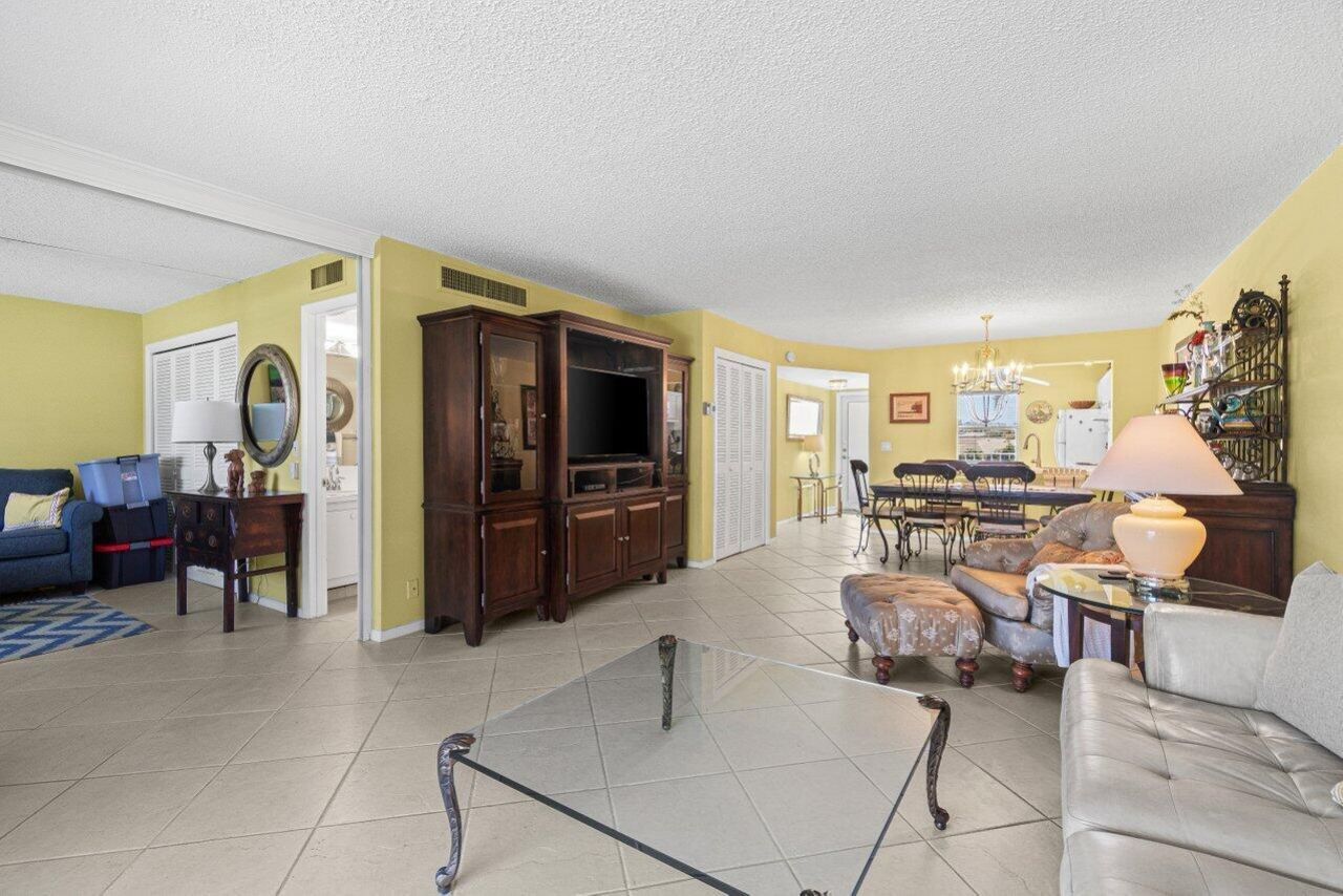 911 Gardenia Drive, Unit 249, Delray Beach, FL 33483 Photo