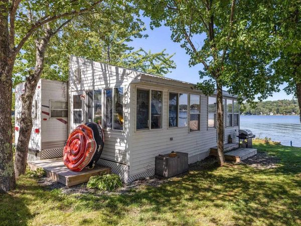 1 Morway Lane, Belmont, NH 03220