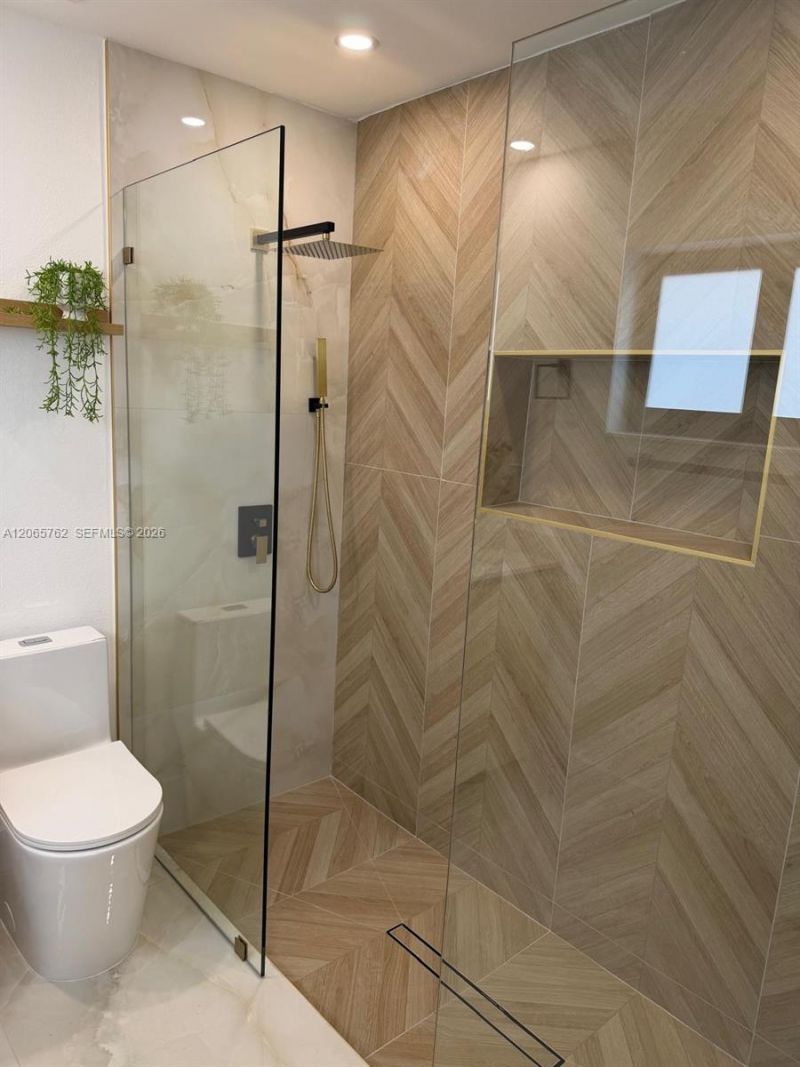 1055 NW 143rd St , Miami, FL 33168 Photo