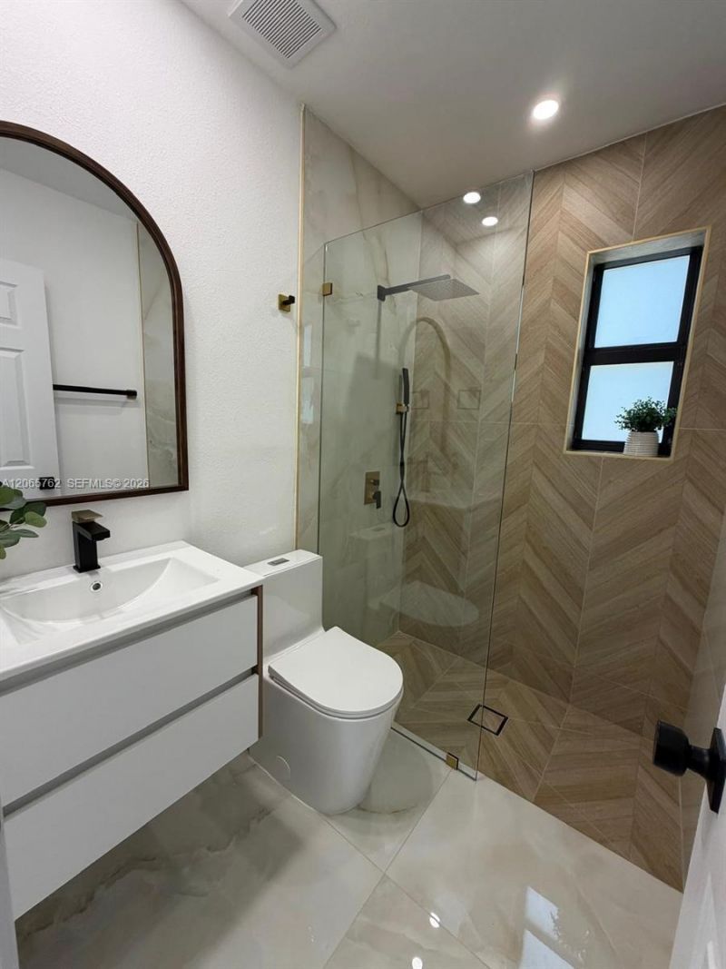 1055 NW 143rd St , Miami, FL 33168 Photo
