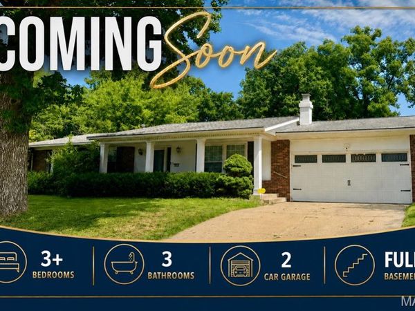 4913 Chateau Drive , Godfrey, IL 62035