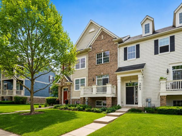 3061 Hughsdale Street , Elgin, IL 60124