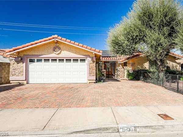 3811 Leisure Lane, Las Vegas, NV 89103