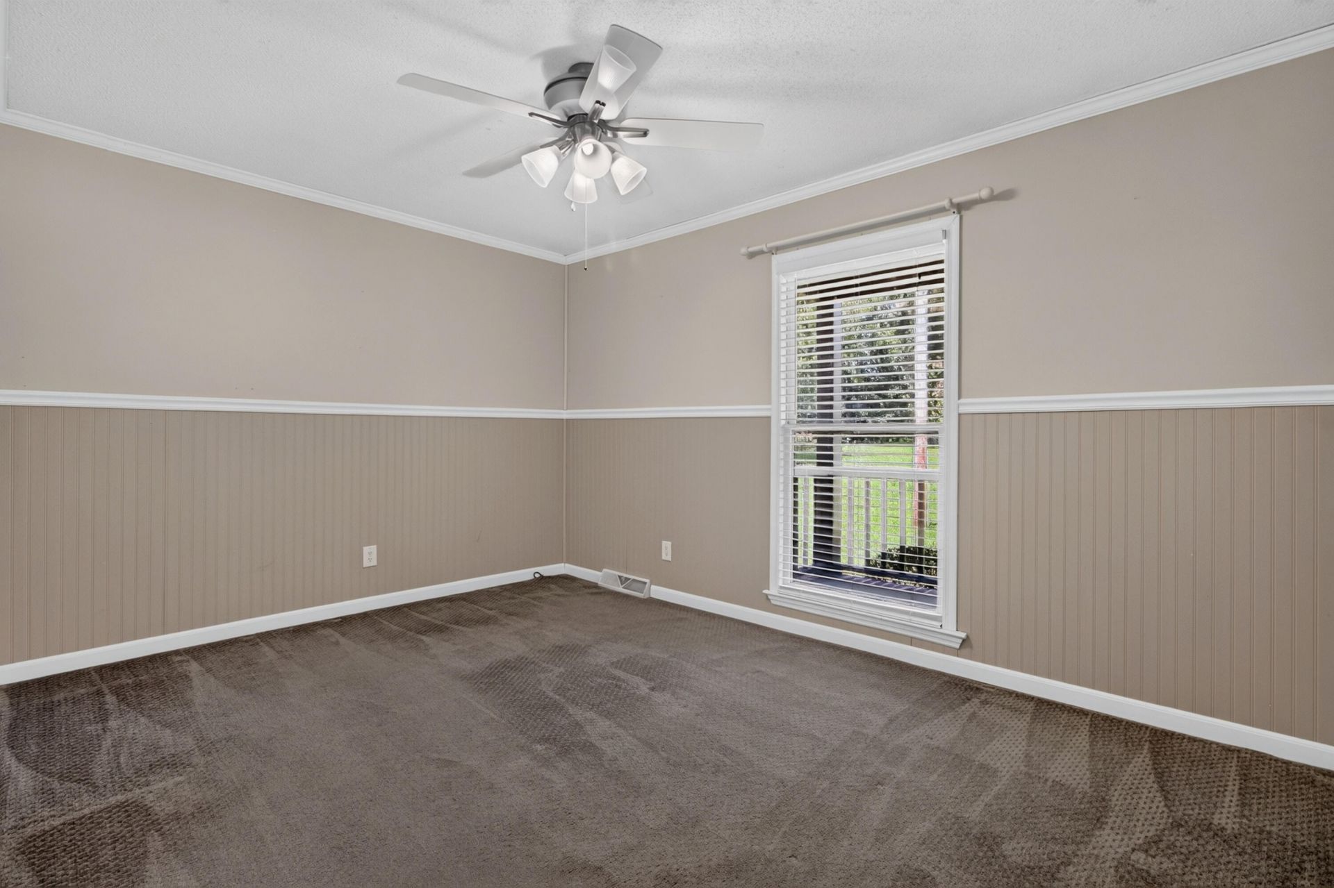 295 Forest Circle Photo 17