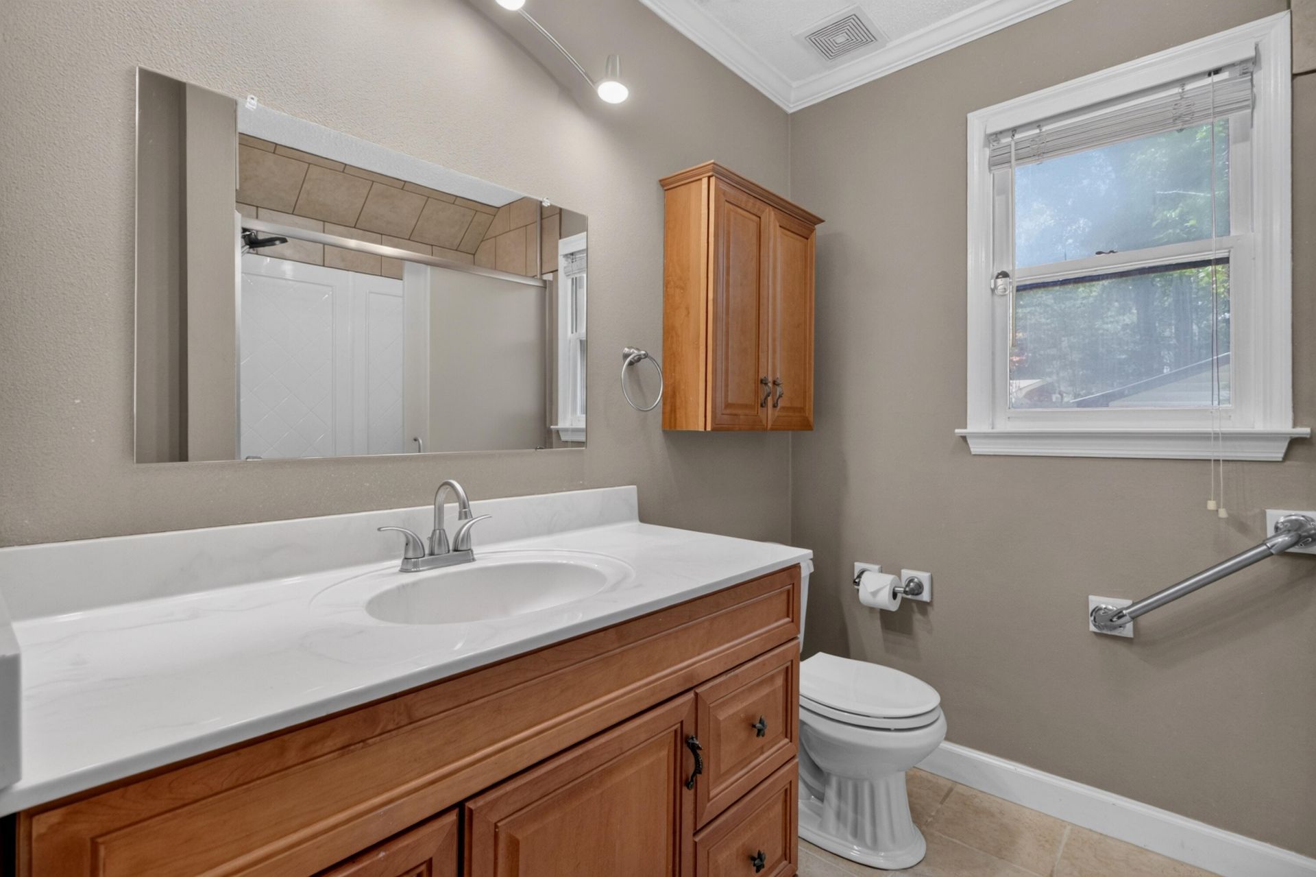 295 Forest Circle Photo 19
