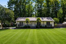 295 Forest Circle photo 4