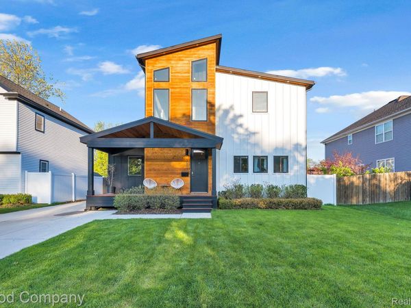 3813 Linwood Avenue, Royal Oak, Mi 48073