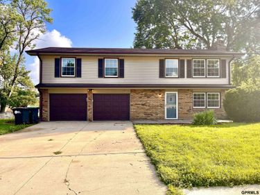 5814 S 92Nd Circle, Omaha, NE 68127