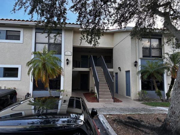 1515 LAKE CRYSTAL Drive, Unit B, West Palm Beach, FL 33411