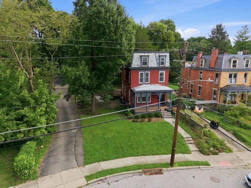 1586 Spring Lawn Avenue, Cincinnati, OH 45223 Photo 11