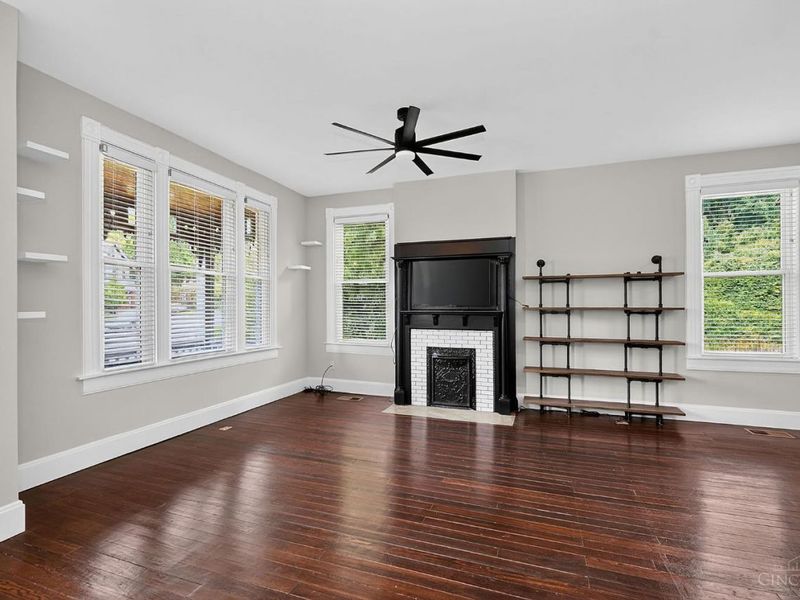 1586 Spring Lawn Avenue, Cincinnati, OH 45223 Photo 14