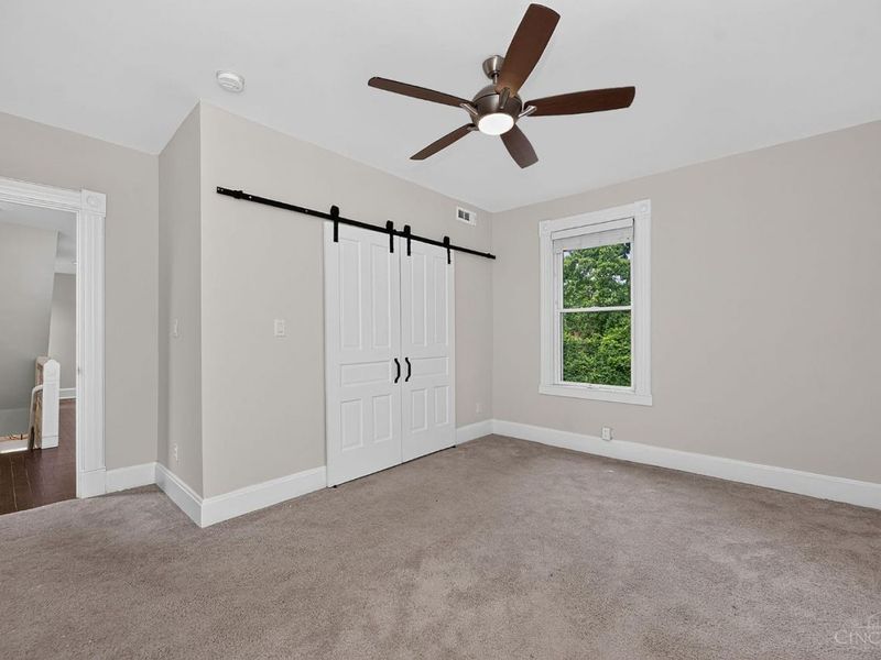 1586 Spring Lawn Avenue, Cincinnati, OH 45223 Photo 24