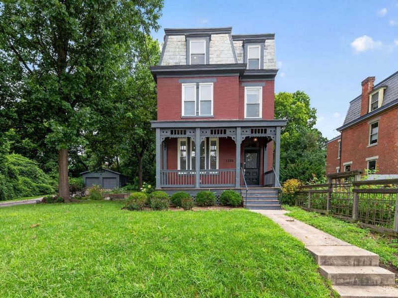 1586 Spring Lawn Avenue, Cincinnati, OH 45223 Photo 4