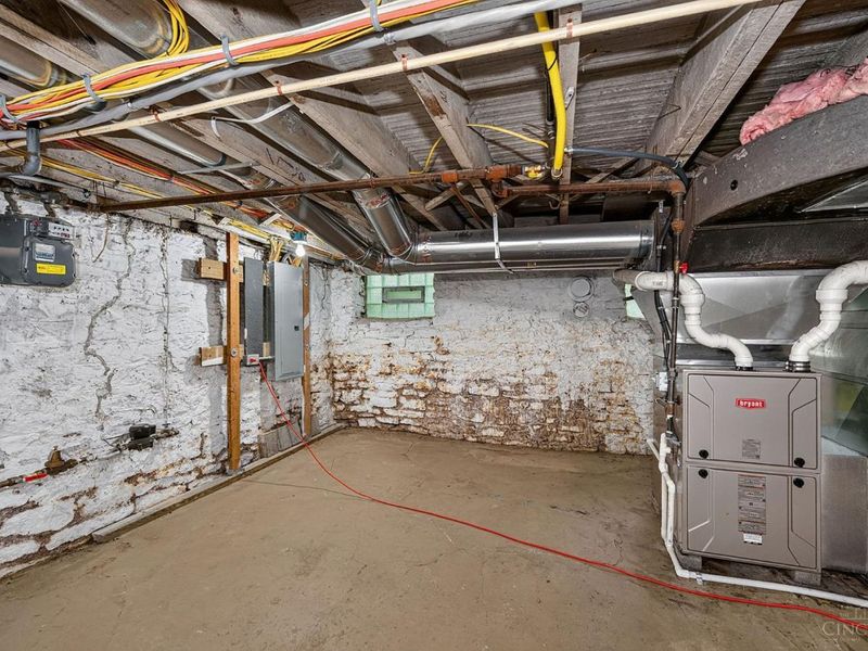 1586 Spring Lawn Avenue, Cincinnati, OH 45223 Photo 41