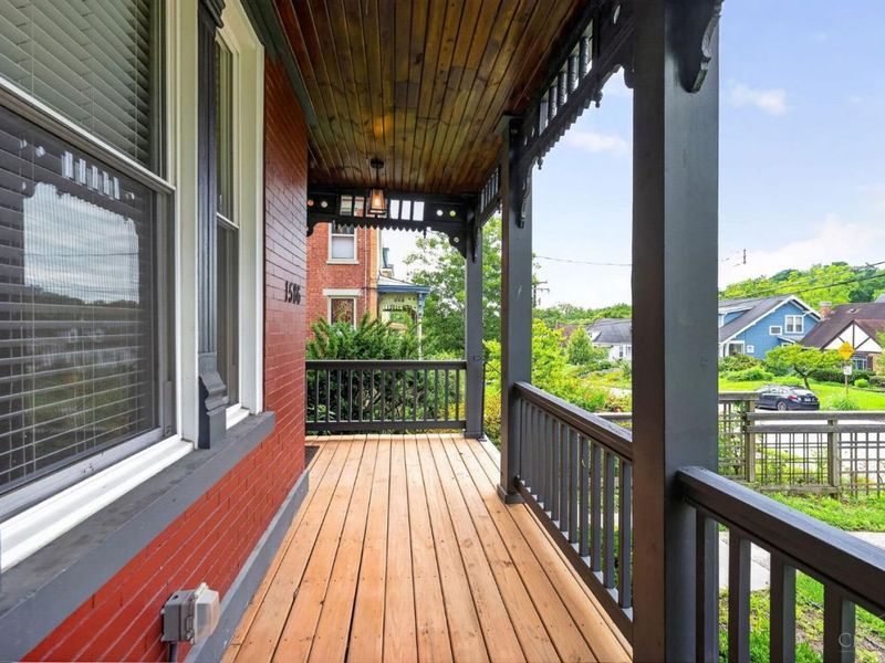 1586 Spring Lawn Avenue, Cincinnati, OH 45223 Photo 6
