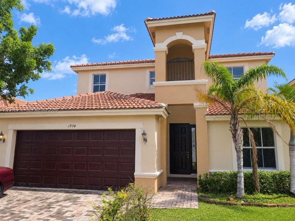 1934 NE 3rd, Unit Ct, Homestead, FL 33033