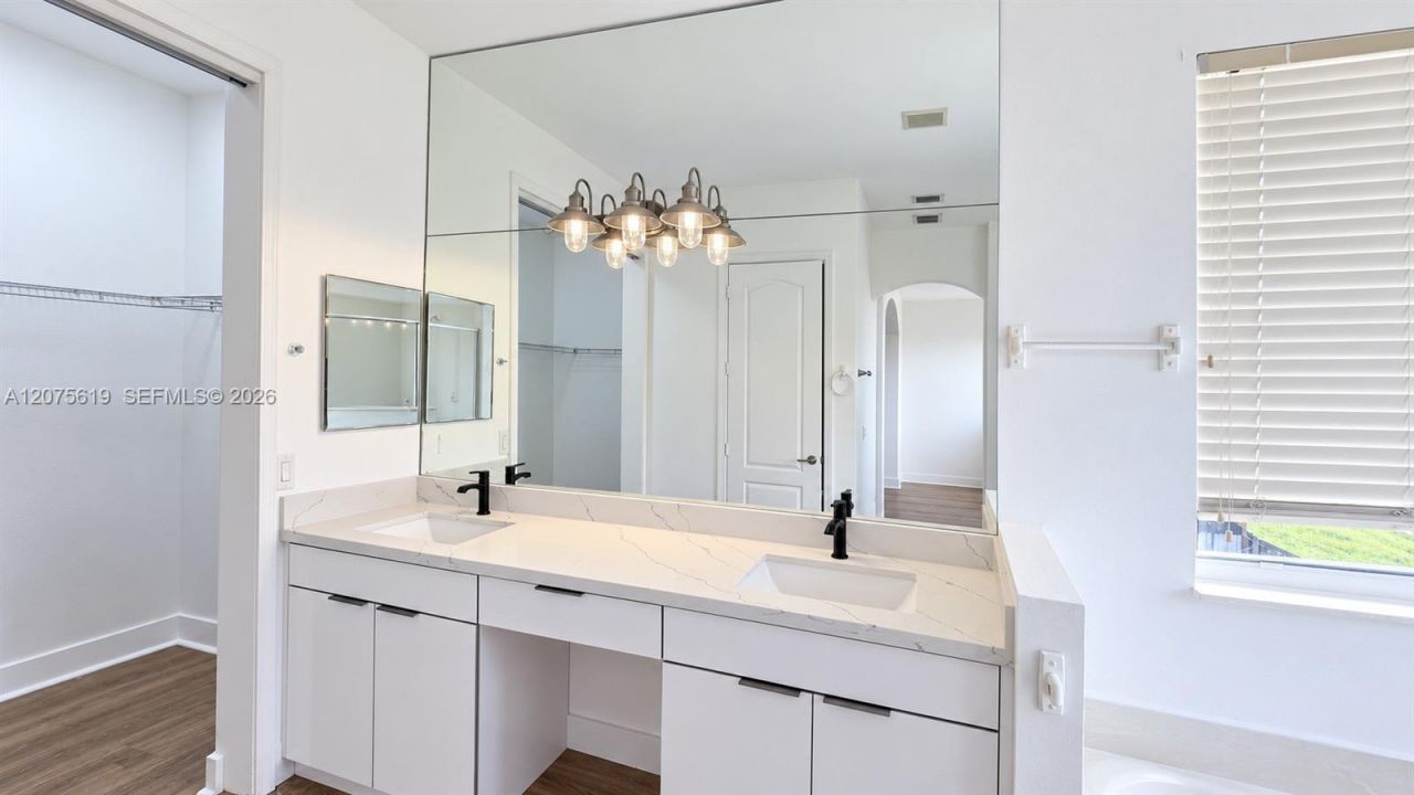 1934 NE 3rd, Unit Ct, Homestead, FL 33033 Photo