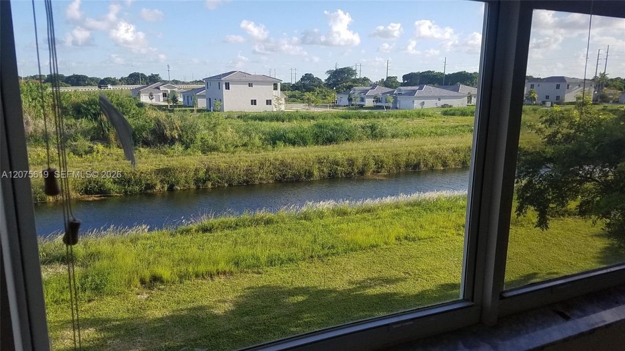 1934 NE 3rd, Unit Ct, Homestead, FL 33033 Photo