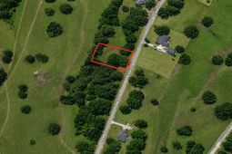 1354 Tennis Lane photo 4