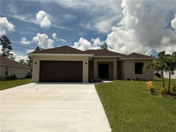 469 Woodman DR, LEHIGH ACRES, FL 33972